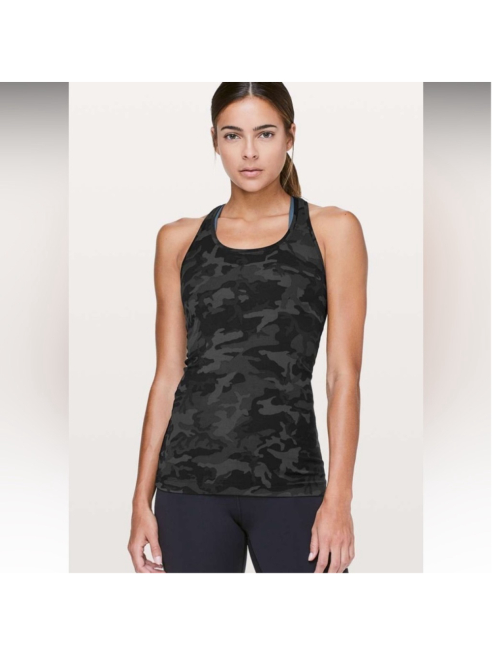 Lululemon Cool Racerback II *Nulu
Incognito Camo Multi Grey sz 6